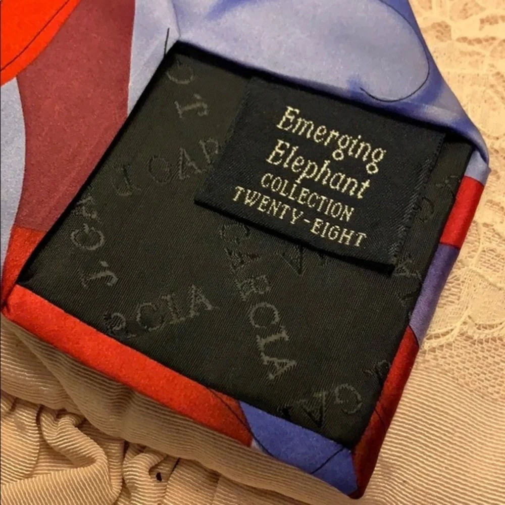 ✅ J. Garcia Emerging Elephant Collection 28